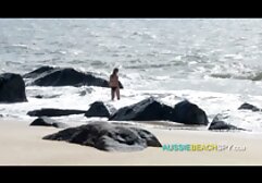 Hermosa mamá con grandes pechos, un gran culo paginas porno nicaragua y un niño